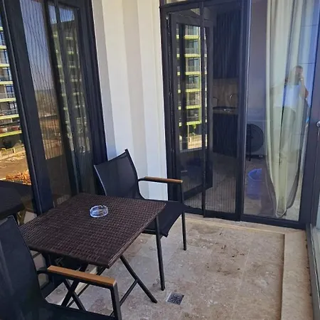 Side Sea View - Brand New Stefan Promenada Daire Navodari