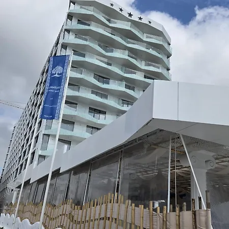Daire Side Sea View - Brand New Stefan Promenada