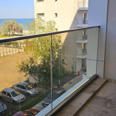 Daire Side Sea View - Brand New Stefan Promenada